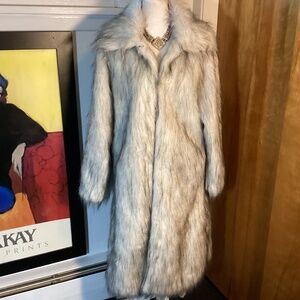 AIXIRUI FAUX FULL LENGTH COAT MED. RARE ONE FUNKY. VINTAGE STYLE